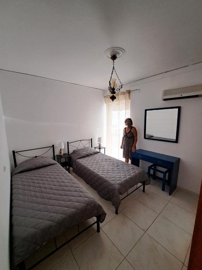 Periklis House Apartment Ixia  Bagian luar foto